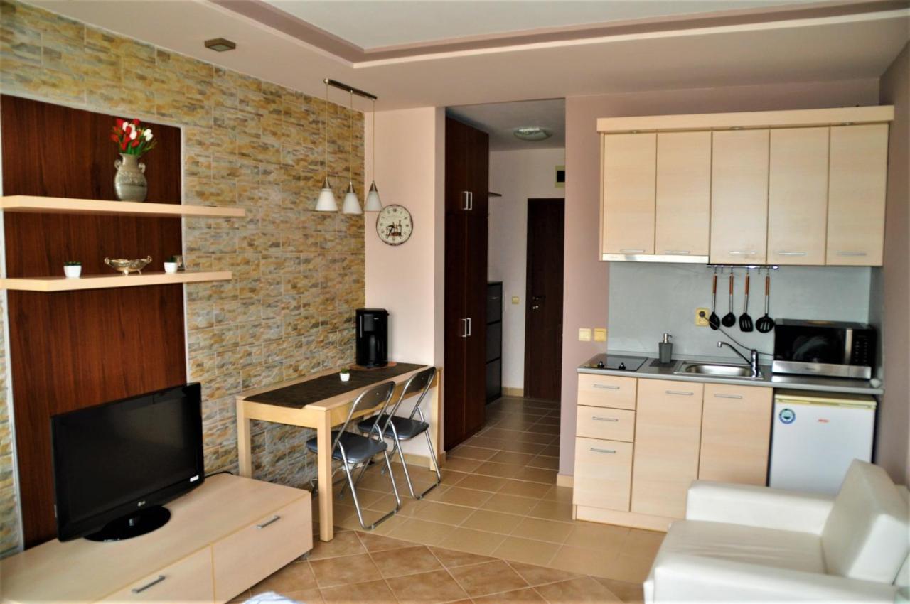 Private Studio In "Green Life Beach Resort Sozopol" Buitenkant foto